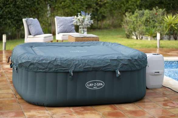 Bestway 60015 | Size 5.92 x 5.92 x 2.16 Ft | Inflatable Portable Spa Lay Z Bathtub Ibiza - Image 4